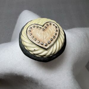 MONET I LOVE YOU Cupcake Enamel Mini Trinket Box Collectible Valentines Gift